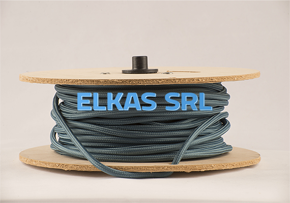 Nuestros cables cuentan con certificación. Además cuentan con un proceso de pegado que evita que se despelucen en su armado.